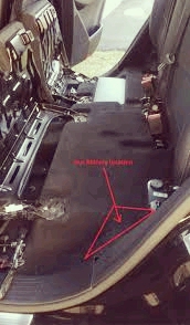 Auxiliary battery location 166 GLE-450